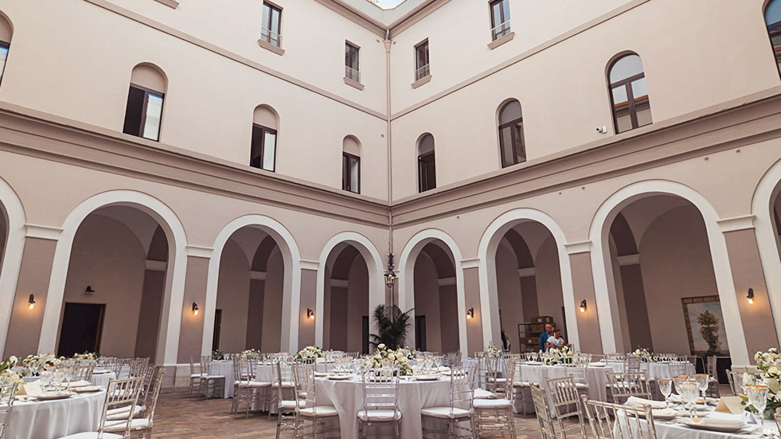 chiostro-san-francesco-featured